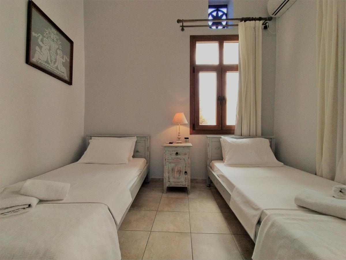 Pallada Rooms Tinos Island Bagian luar foto